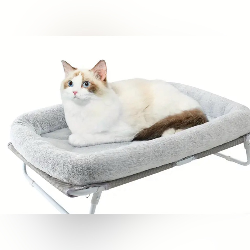 Cozy Raised Cat Bed BNIB